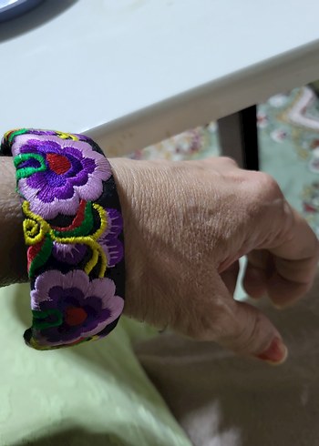 Renkli Nakışlı Bohem Elastik Bileklik - Görsel 2