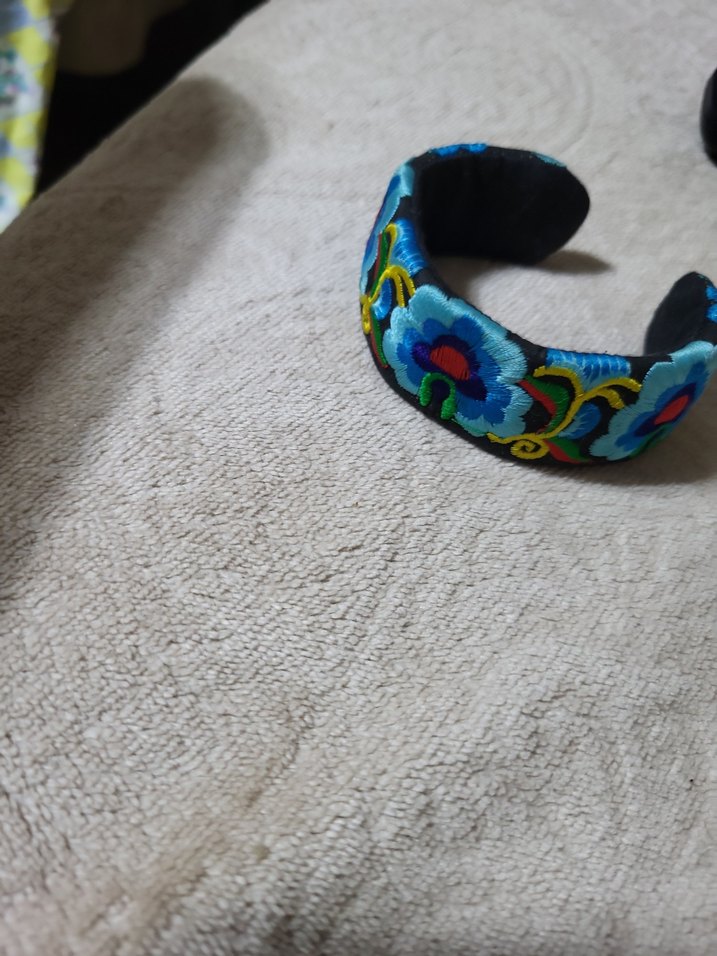 Renkli Nakışlı Bohem Bileklik - Görsel 3