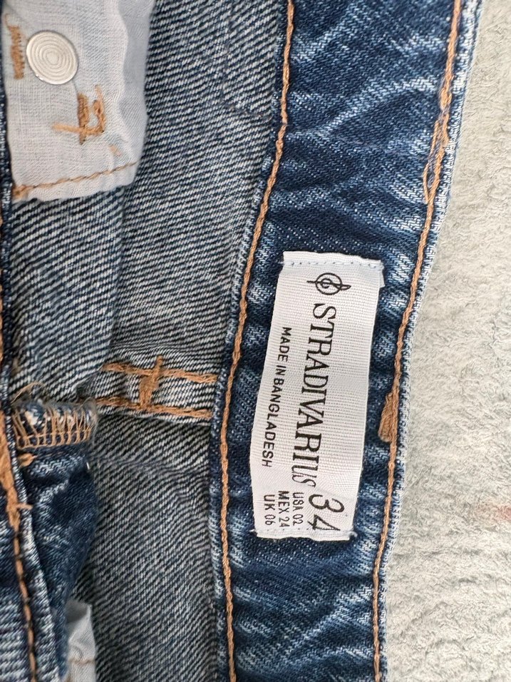Gri Düğmeli Mini Denim Şort - Görsel 3
