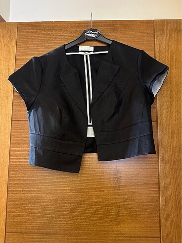 Crop ceket