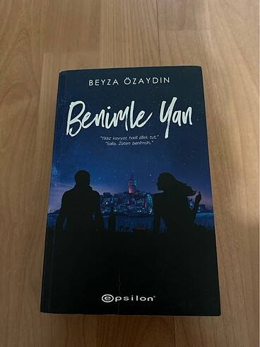 Benimle Yan Kitap