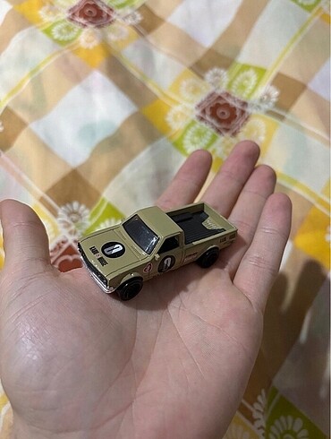  Beden Renk hotwheels arabalar