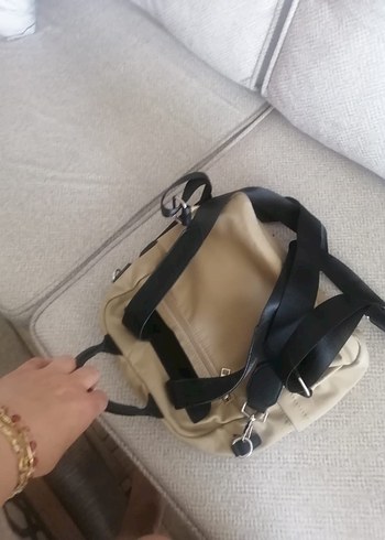 Gri Fermuarlı Kadın Sırt Çantası - Görsel 2