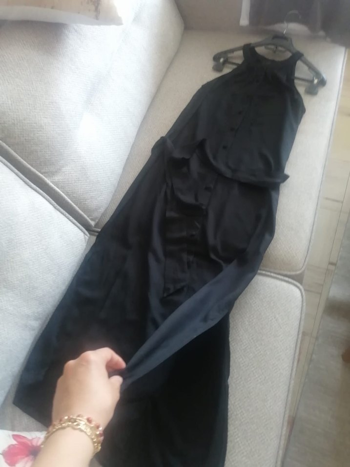 Siyah Uzun Kollarsız Yüksek Yakalı Saten Elbise - Görsel 2