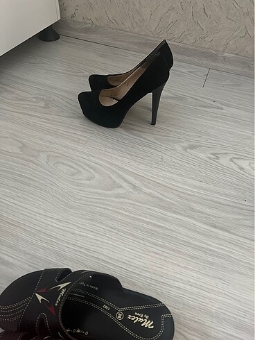 37 Beden siyah Renk Şık ayakkabı