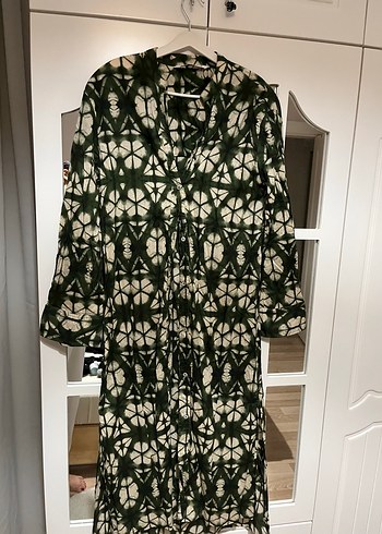 Zara Yeşil Batik Desenli Uzun Bohem Elbise