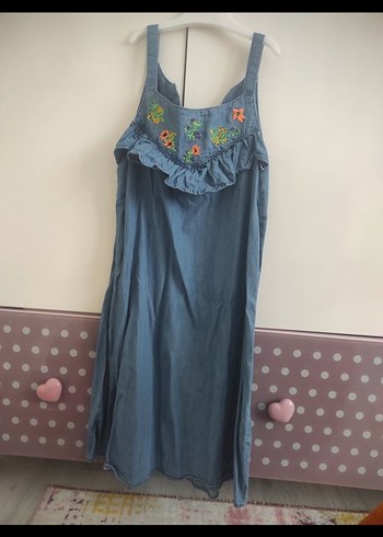 Nakışlı Volanlı Kız Kot Elbise
