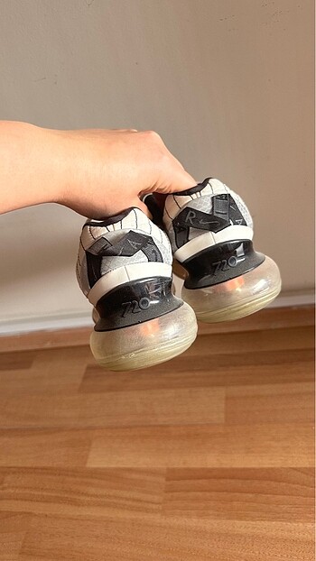 39 Beden beyaz Renk Nike Airmax 39 numara