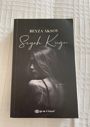 Siyah Kuğu - Beyza Aksoy