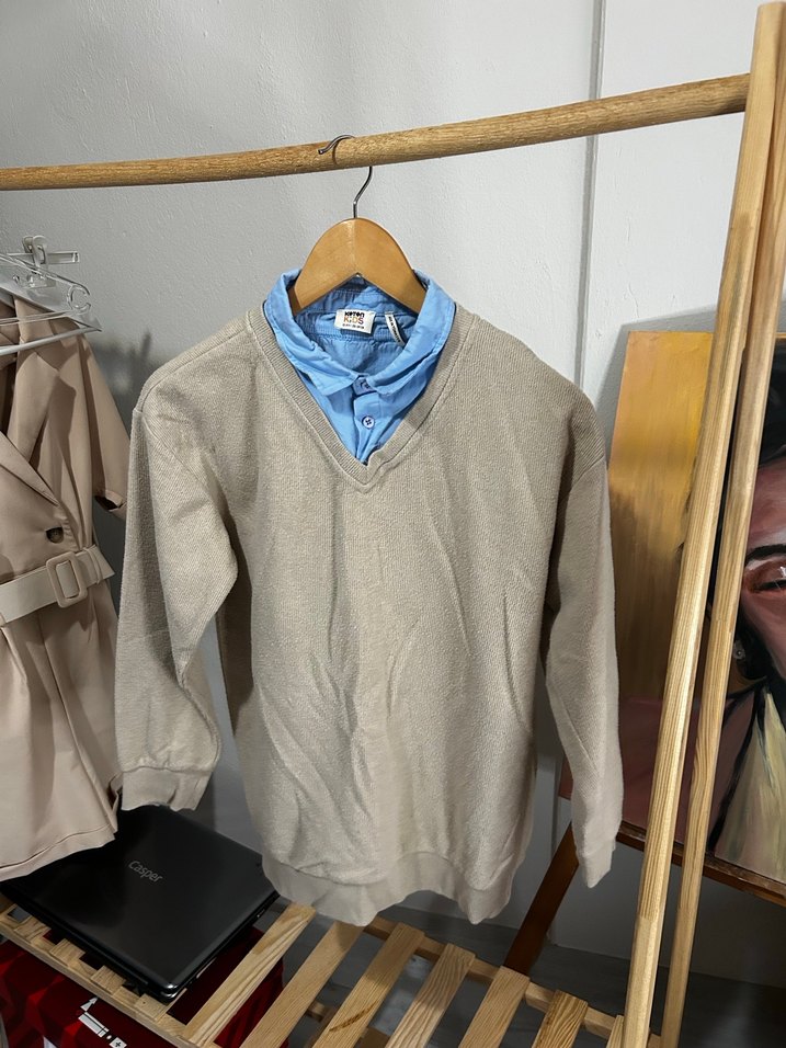 Gri V Yaka Triko Kazak - Görsel 2