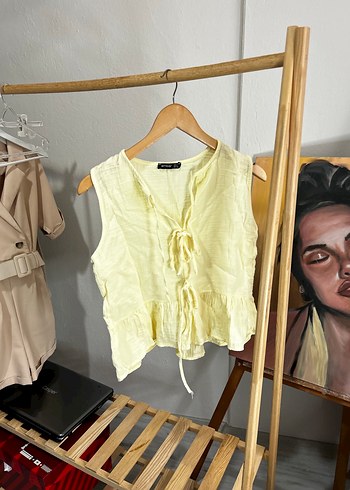 Sarı Kolsuz Fırfırlı Keten Bluz - Görsel 6