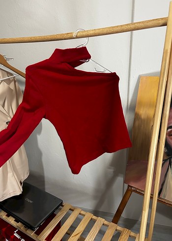 Kırmızı Yarım Boğazlı Kadın Süet Kazak - Görsel 2