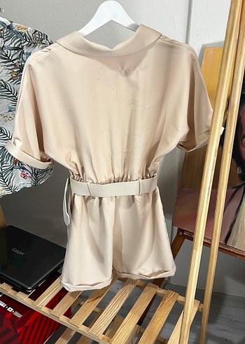 Bej Kemerli Kadın Mini Tulum - Görsel 6