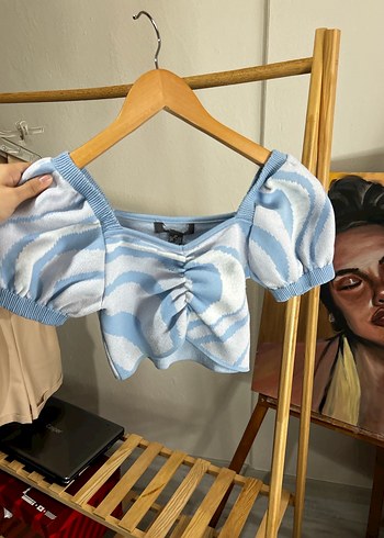 Mavi Piliseli Kısa Bağlama Desenli Bluz - Görsel 4