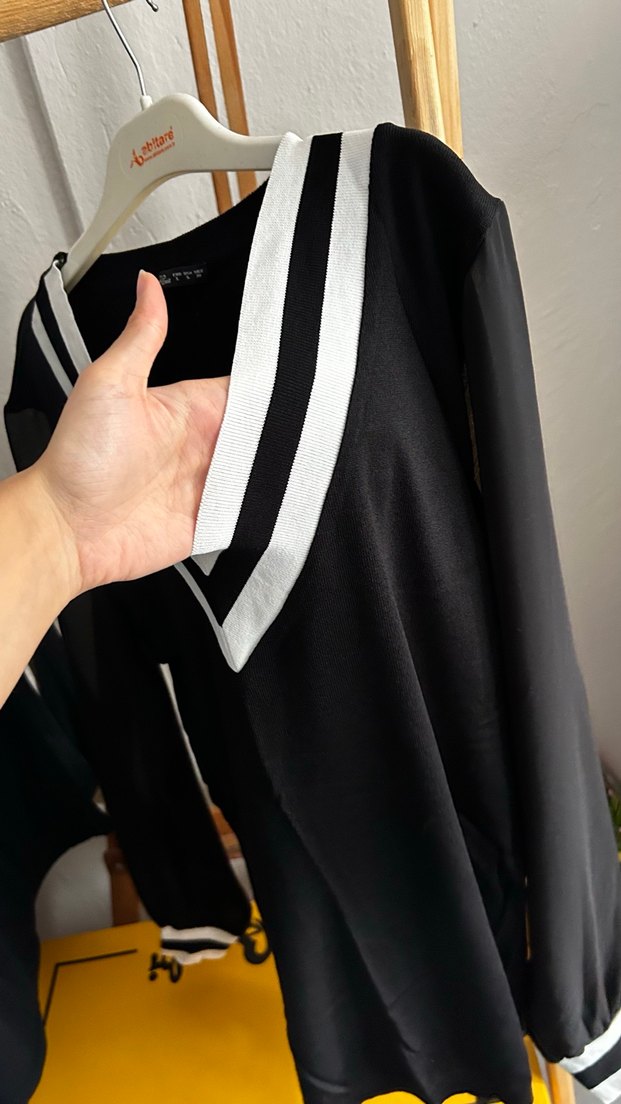 Kadın Siyah V Yaka Pamuklu Triko Kazak - Görsel 4