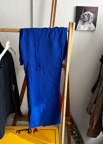 Kadın Mavi Midi Saten Kemerli Bol Pantolon - Görsel 3