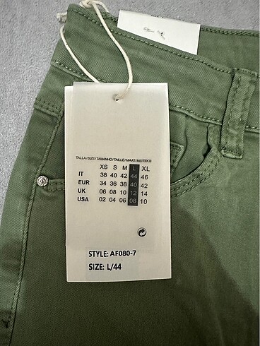 38 Beden yeşil Renk Kaliteli Kumaş Pantolon