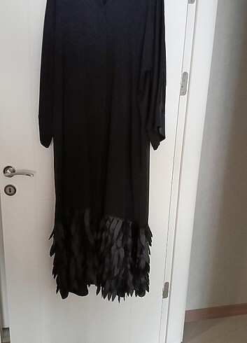 Sheikha abaya