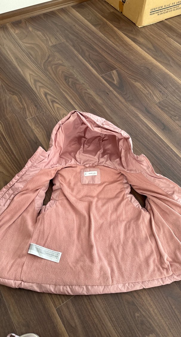 Kız Çocuk Kapüşonlu Pembe Yelek - Görsel 2