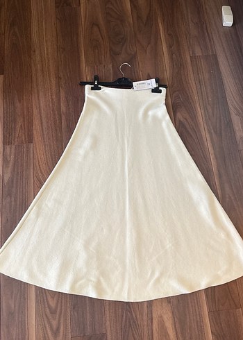 Beyaz Uzun Salaş Kadın Etek joın us - Görsel 2