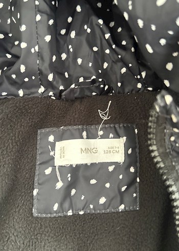 Mango Kız Çocuk Kapüşonlu Siyah Yelek