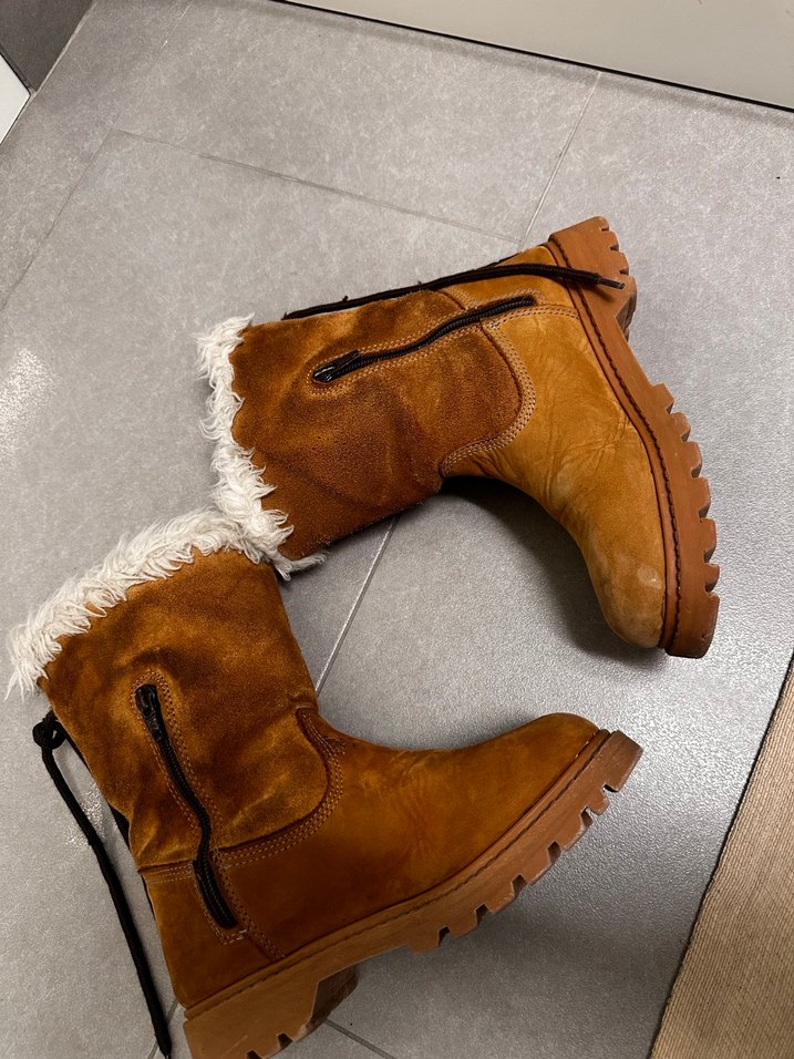 Kahverengi Kadın Süet Bot Kürklü Rahat

Yeni sezon - Görsel 5