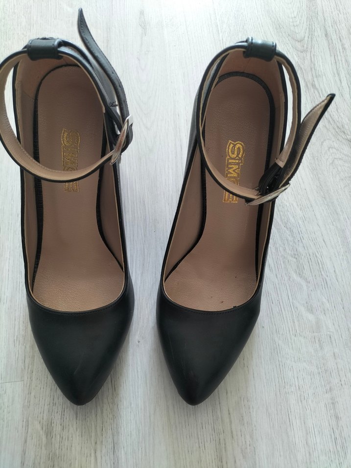 Kadın Siyah Tokalı Klasik Topuklu Ayakkabı - Görsel 4