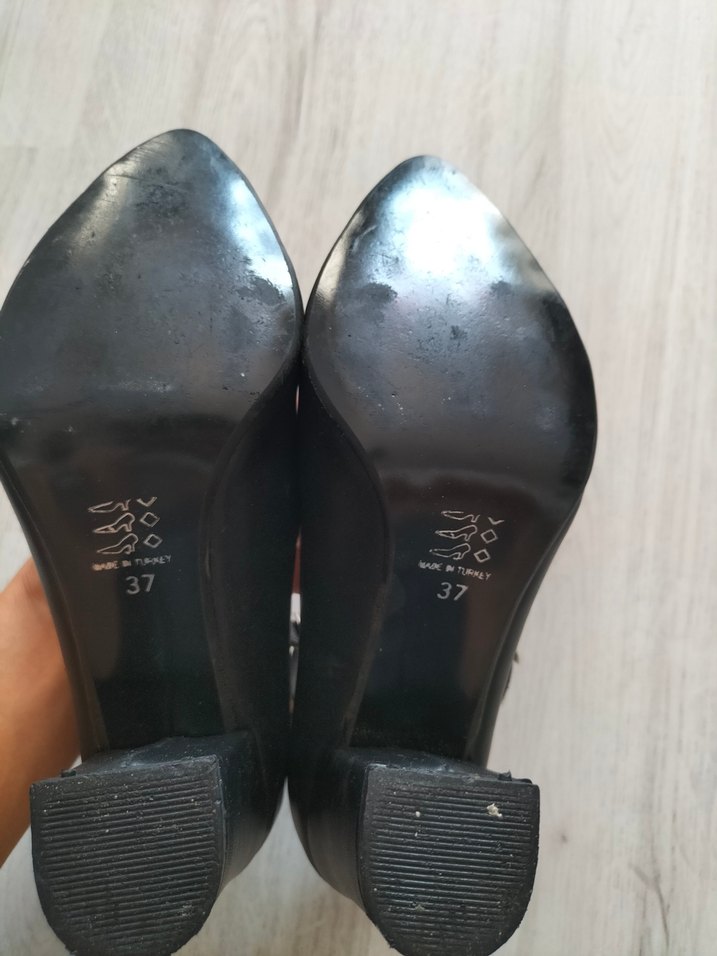 Kadın Siyah Tokalı Klasik Topuklu Ayakkabı - Görsel 5