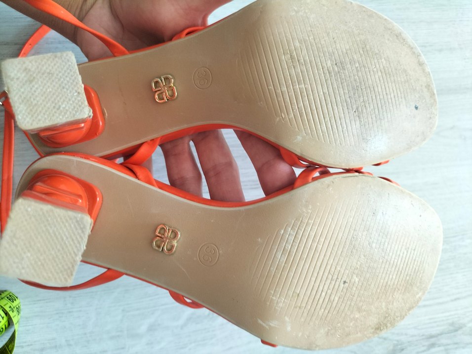 Derimod Turuncu Topuklu Ayakkabı Sandalet - Görsel 2