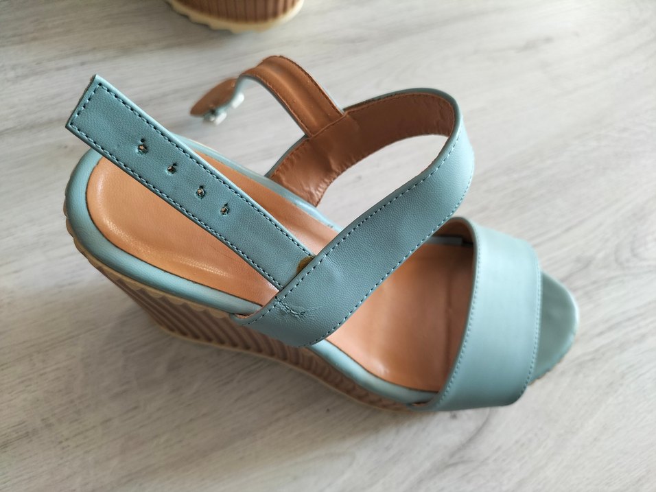 Mavi Pastel Dolgu Topuklu Kadın Sandalet - Görsel 2