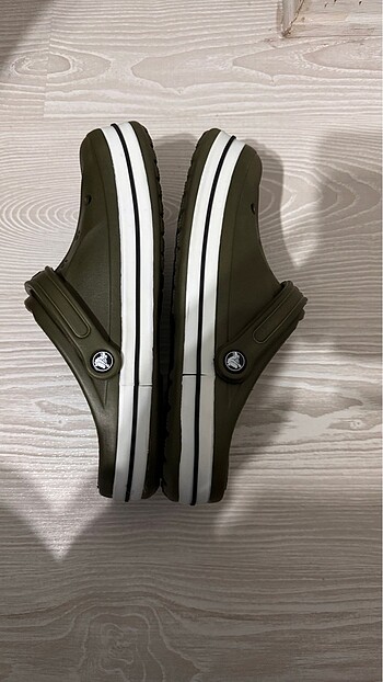 43 Beden Crocs Terlik