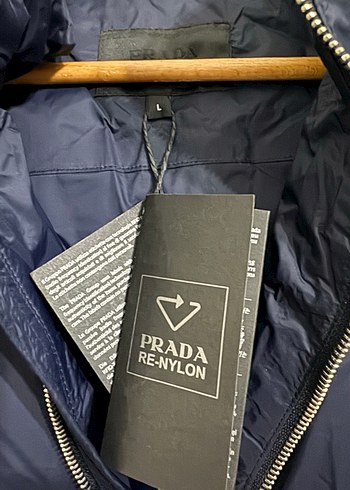 Prada Mont - Görsel 4
