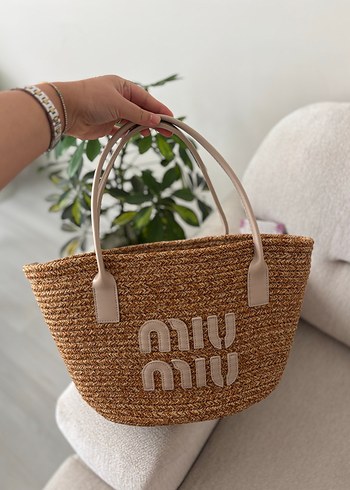 Miu Miu Bej Örgü Kol Çantası