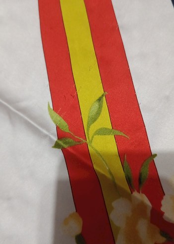 Renkli Çiçek Desenli Kadın Fular - Görsel 2