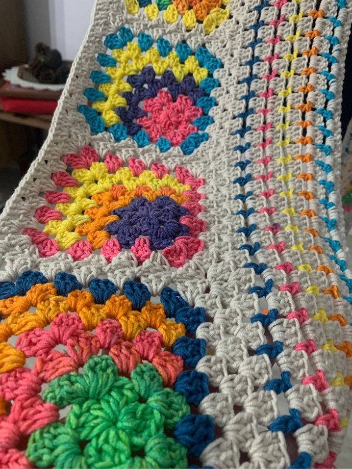 El Yapımı Renkli Bohem Örgü Kadın Atkı - Görsel 3