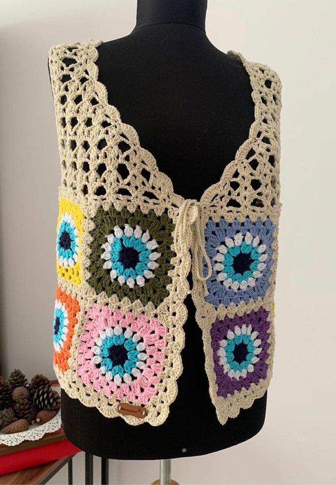 El Yapımı Renkli Örgü Bohem Kolsuz Mini Yelek - Görsel 4