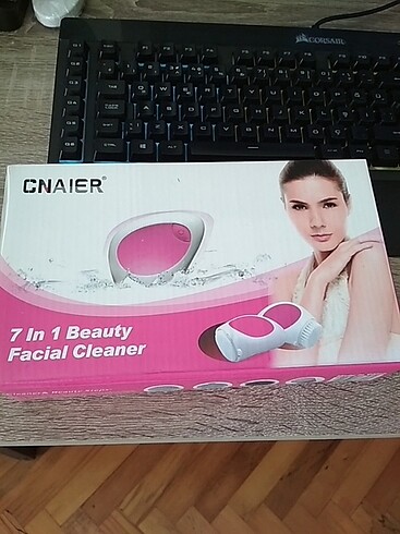 Cnaier 7 in 1 facial cleaner