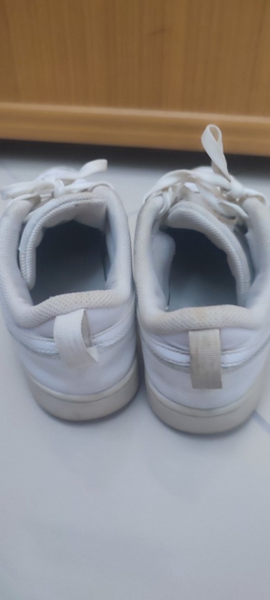 Beyaz Bağcıklı Kadın Spor Ayakkabı - Görsel 2