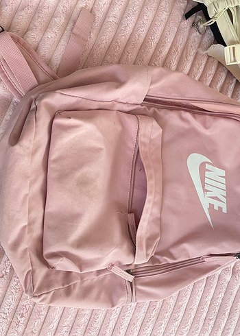 Nike Pudra Pembe Sade Sirt Cantasi