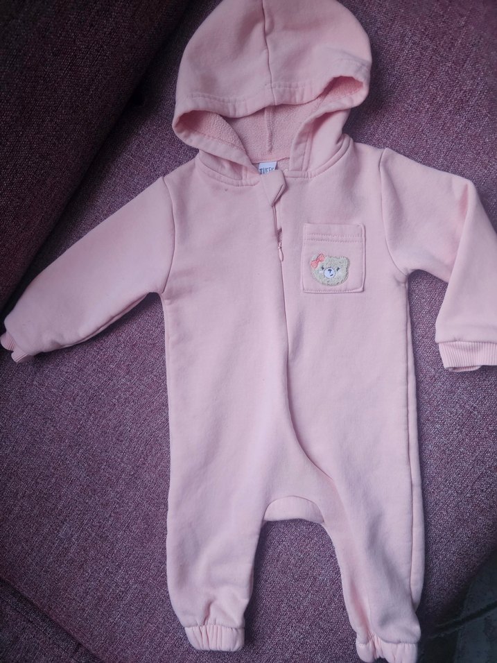 Kapüşonlu Somon Bebek Tulumu - Görsel 2