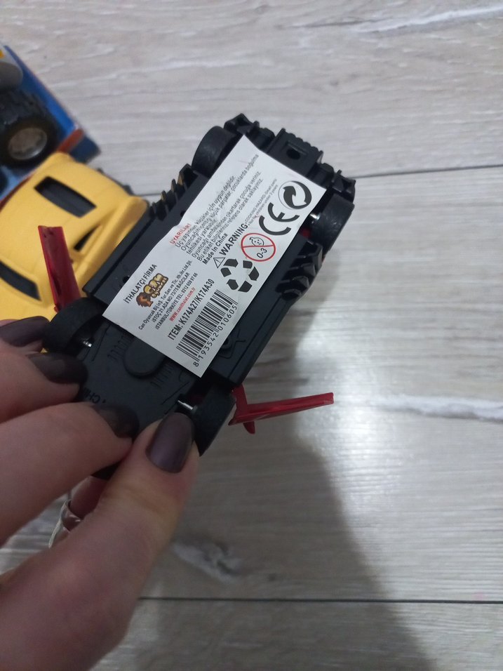 Renkli Oyuncak Arabalar Seti - Görsel 5