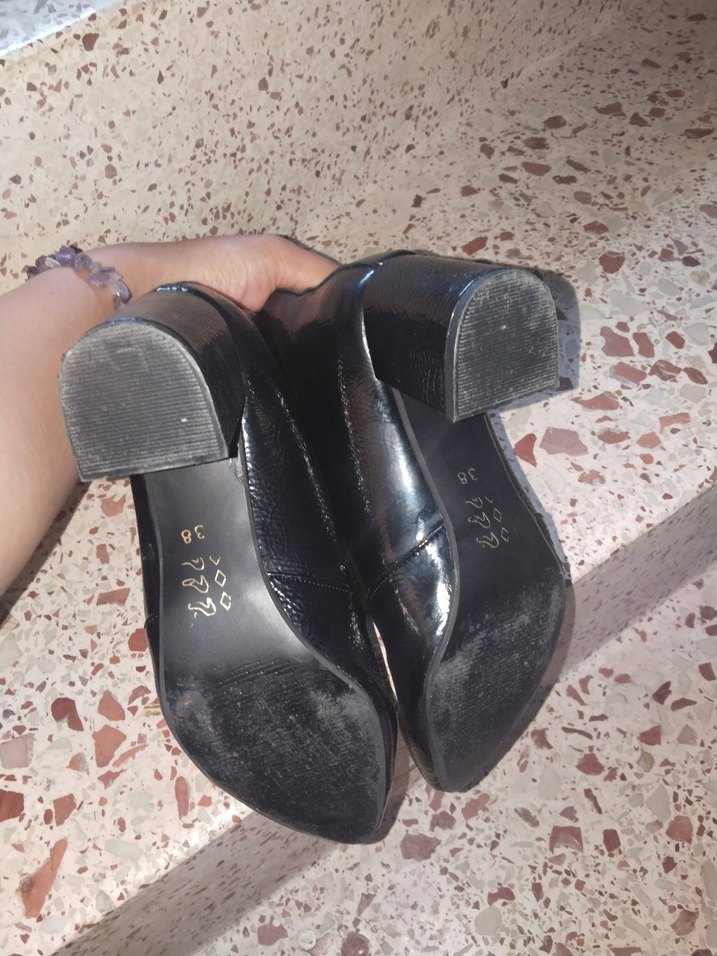 Parlak Siyah Deri Stiletto Yılan Desenli Bot - Görsel 4