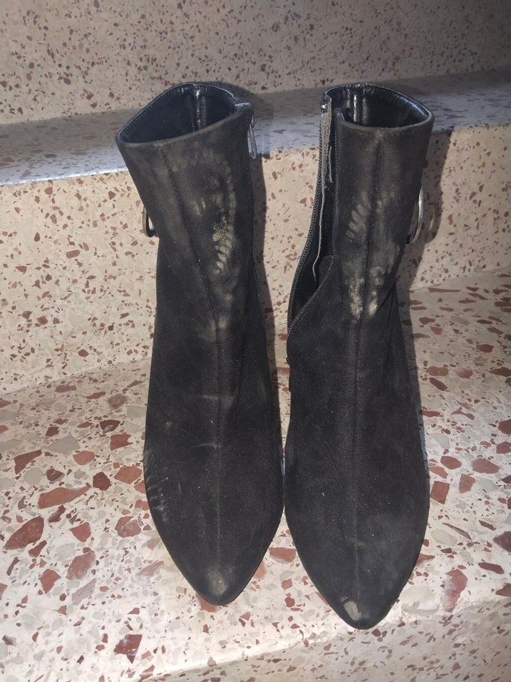 Siyah Süet Tokalı Kadın Bot - Görsel 2