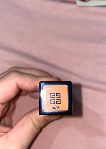 Gıvenchy concealer - Görsel 2