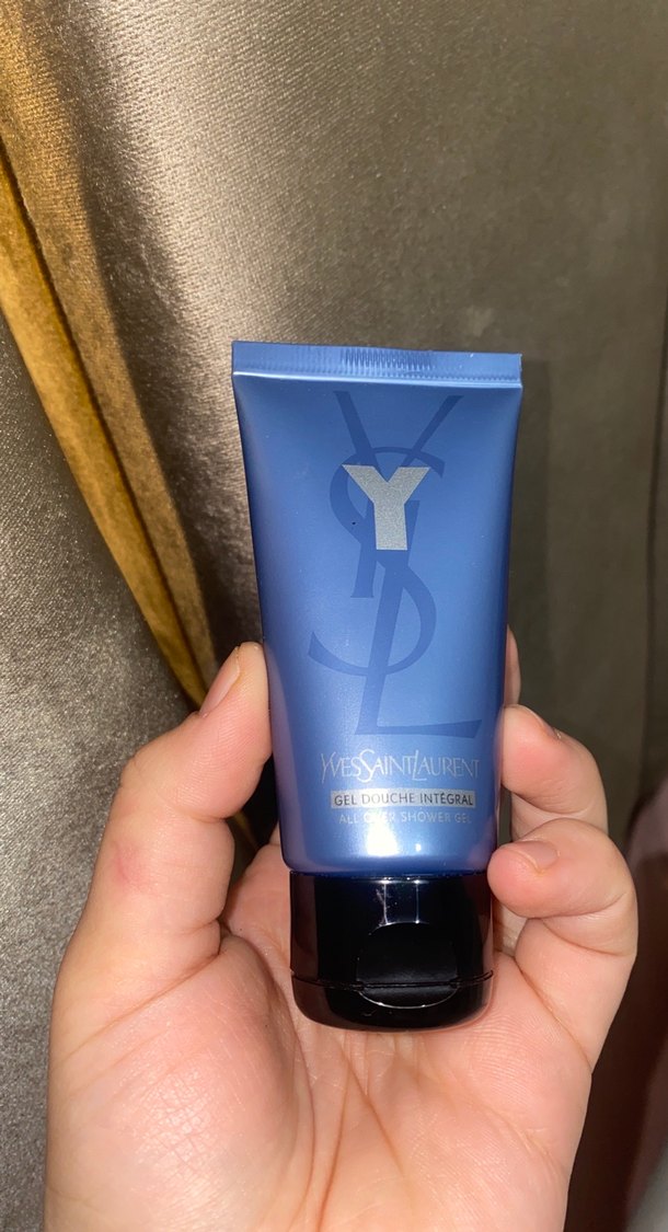 Yves Saint Laurent Erkek shower gel - Görsel 2