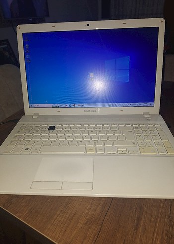 Samsung laptop - Görsel 3