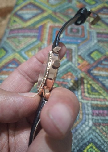 Siyah Kayışlı taşlı Kadın Kol Saati - Görsel 3