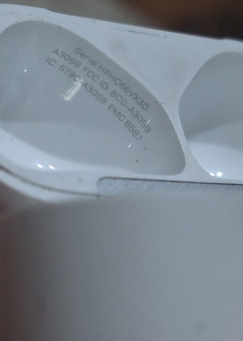 airpods 4. nesil Şarj Kutusu - Görsel 8