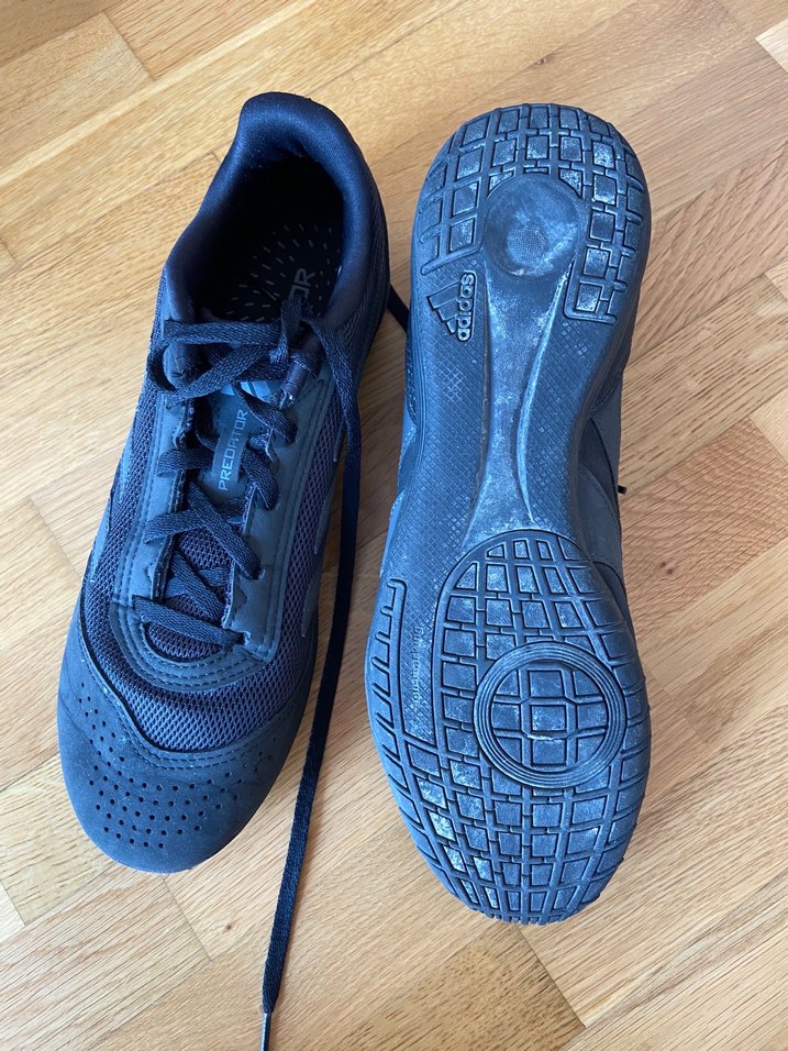 Erkek Siyah Bağcıklı futsal ayakkabısı - Görsel 2