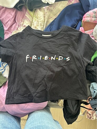 friends crop tişört